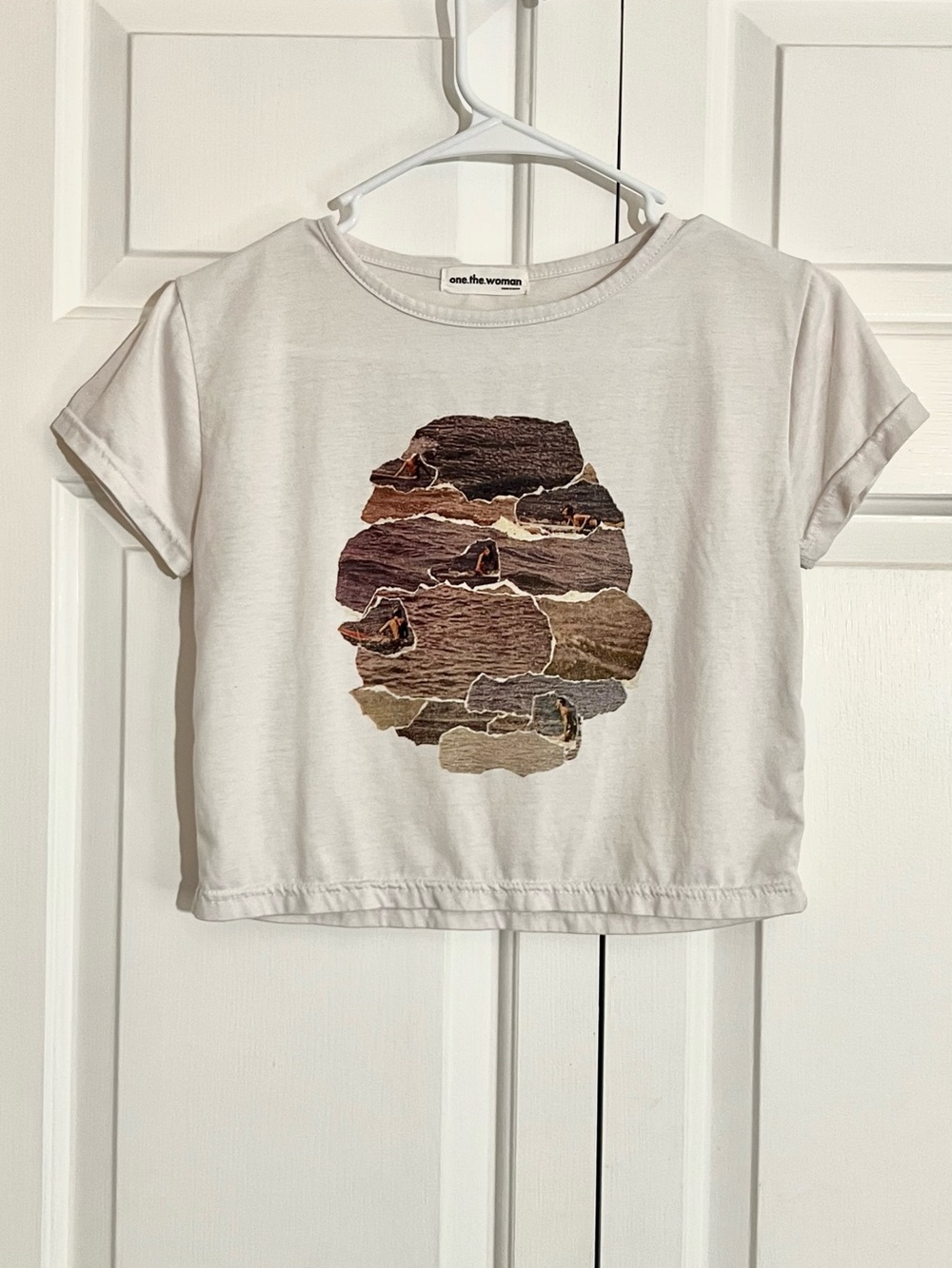 Surf Graphic Cropped Tee